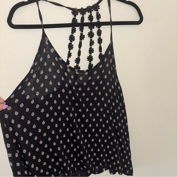 American Eagle, Black Tank Top Open Back, Size Extra Large - Picture 2 of 5